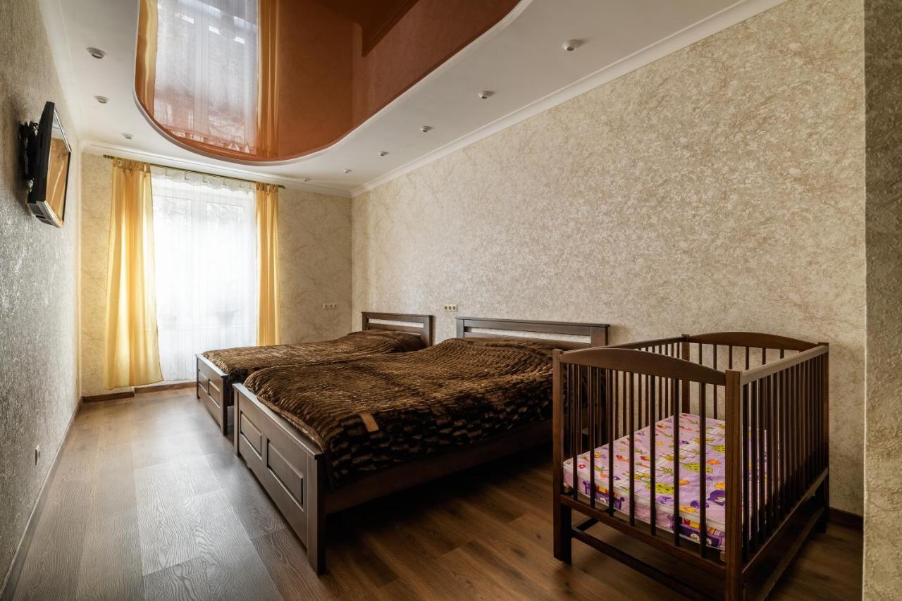 Kyivska Apartments Lviv Luaran gambar