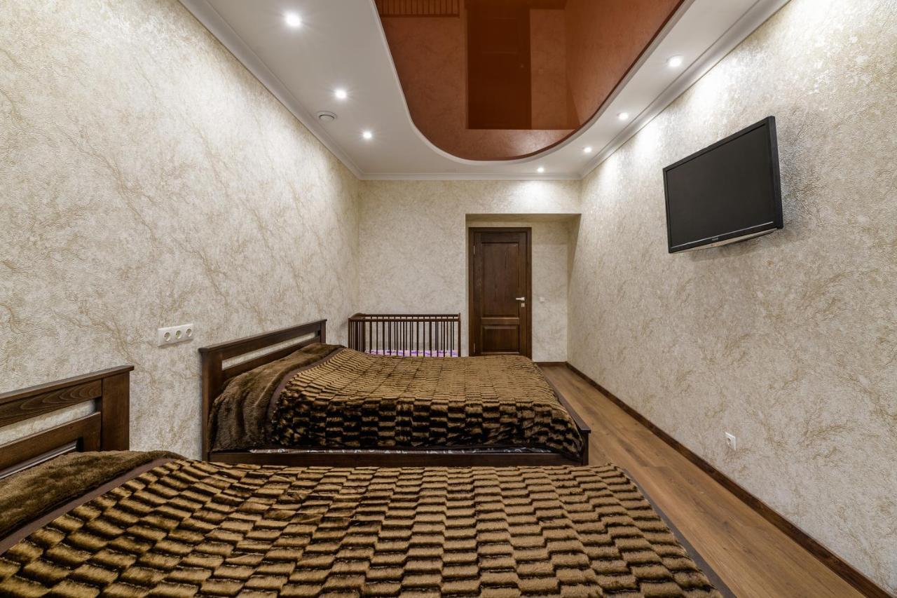 Kyivska Apartments Lviv Luaran gambar